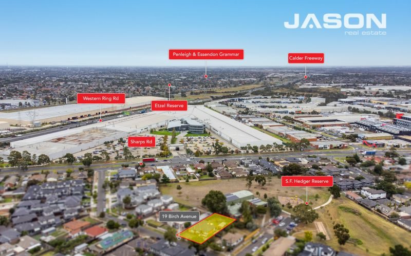 Two Titles, Corner Block Appeal & Dual Street Frontages – 1,455m² Approx.