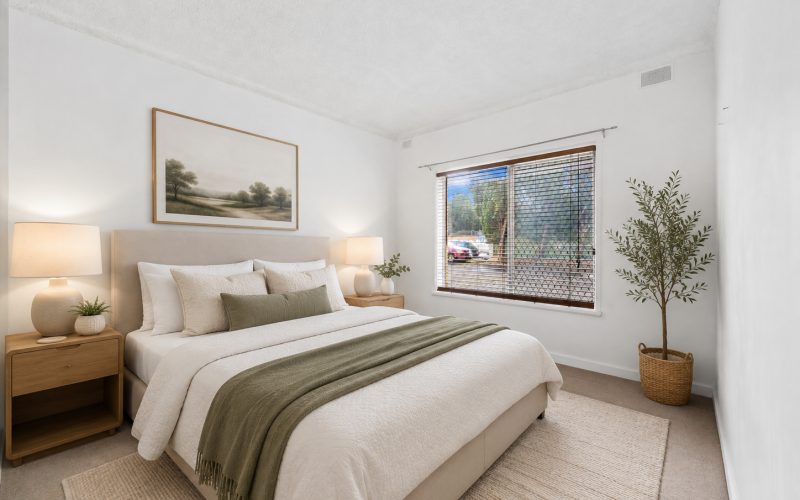 Coastal Living Just Moments from Henley Beach