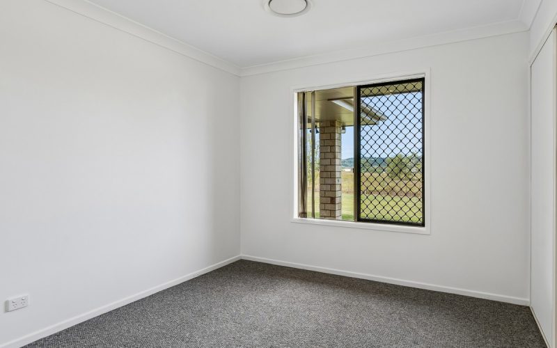 25 Hein Court, Regency Downs QLD 4341