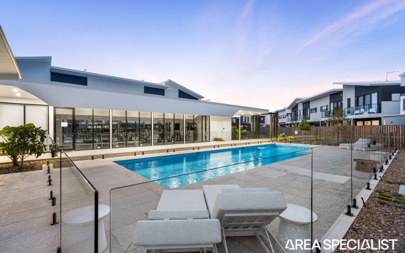 37/1 Lake Serenity Boulevard, Helensvale QLD 4212