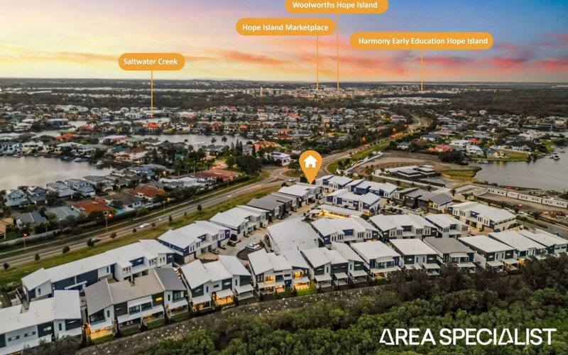37/1 Lake Serenity Boulevard, Helensvale QLD 4212