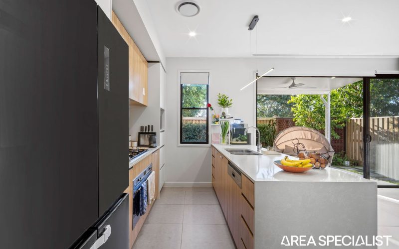 37/1 Lake Serenity Boulevard, Helensvale QLD 4212