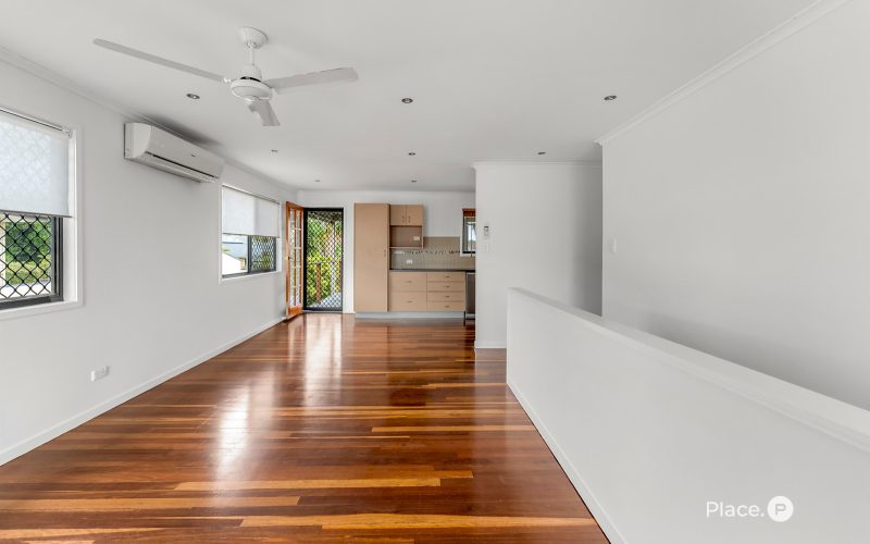 Wide Frontage, Side Access & Endless Potential on 693m²