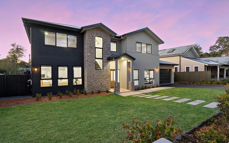 Luxury Living in the Heart of Glenbrook