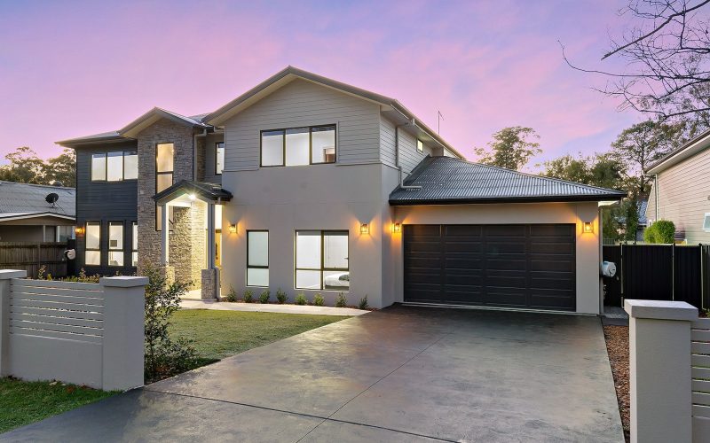 Luxury Living in the Heart of Glenbrook