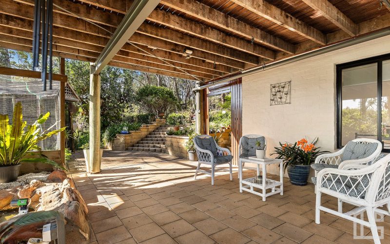 Magnificent Mountains Lifestyle Home with Breathtakingly Beautiful Valley Views