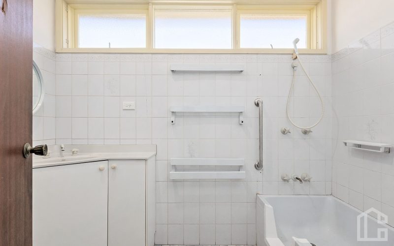 Renovators delight with great potential