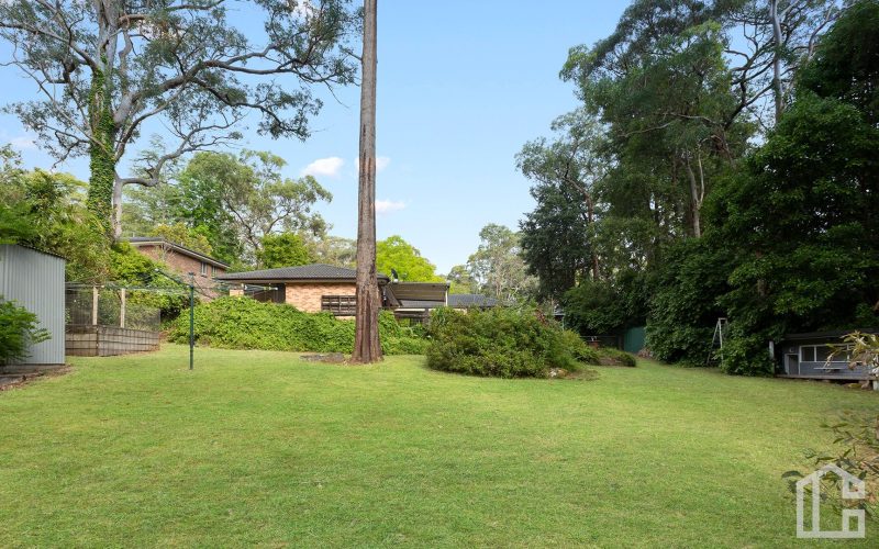 Family home on 1842m2 block.