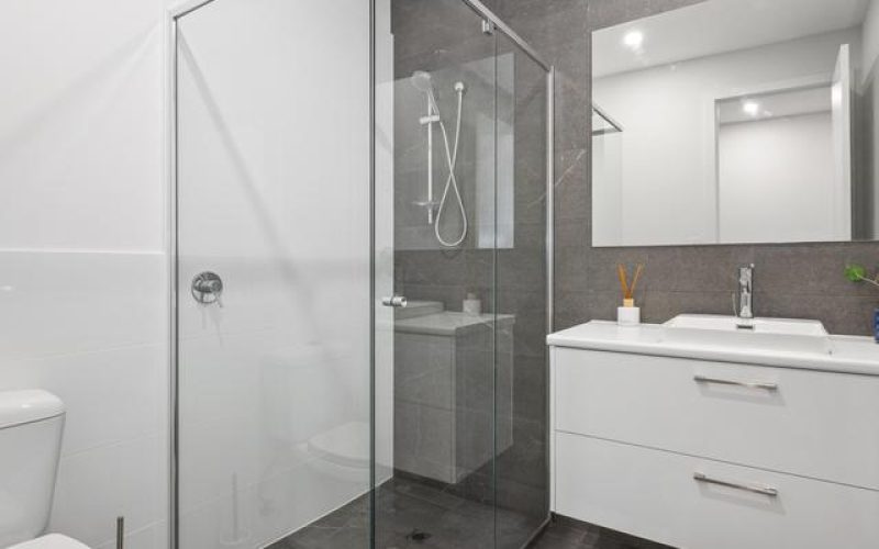 Contemporary Living in a Prime City-Fringe Location