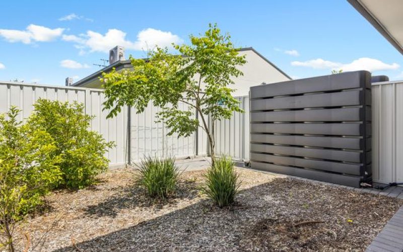 Contemporary Living in a Prime City-Fringe Location