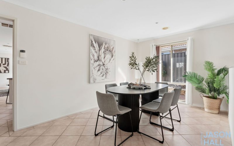 16 Bendora Crescent, Palmerston ACT 2913