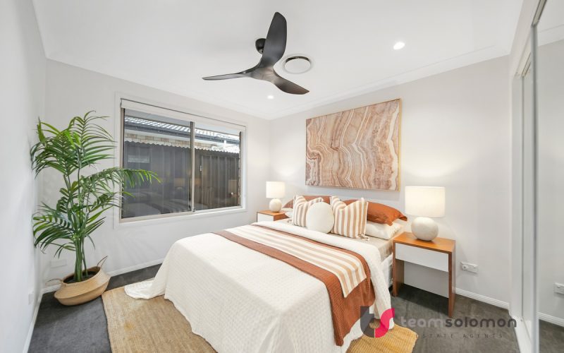 Spacious Family Living in the Prestigious Ormiston College Precinct