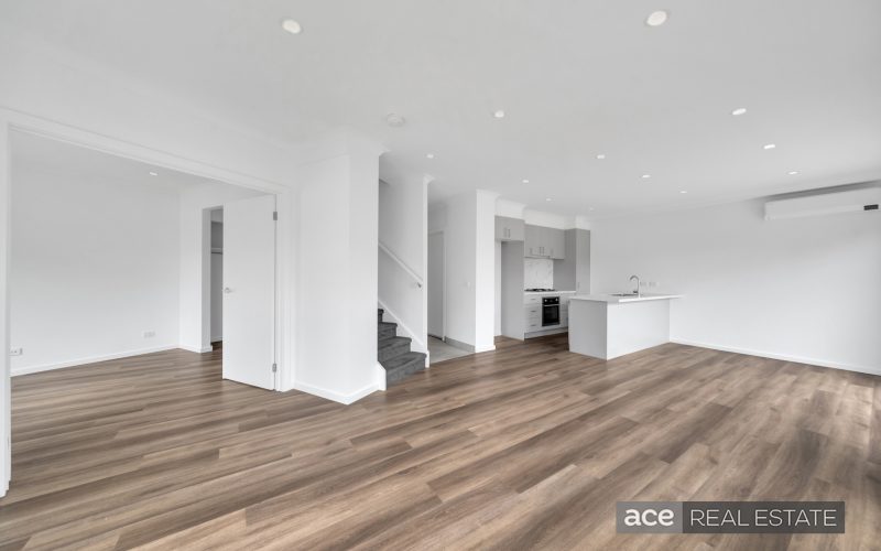 28 Armstrong Street LAVERTON VIC 3028