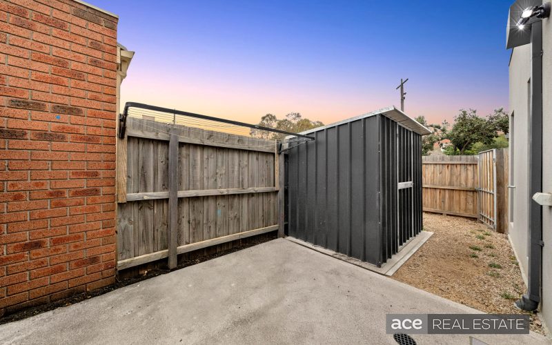 28 Armstrong Street LAVERTON VIC 3028