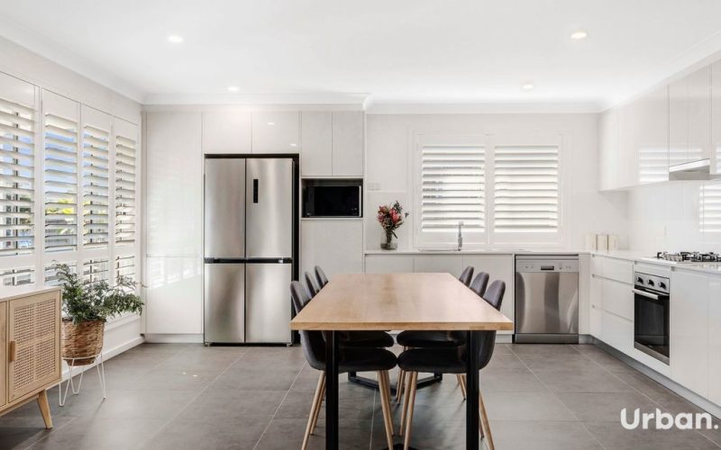 1/30 Taylor  Road, Albion Park NSW 2527