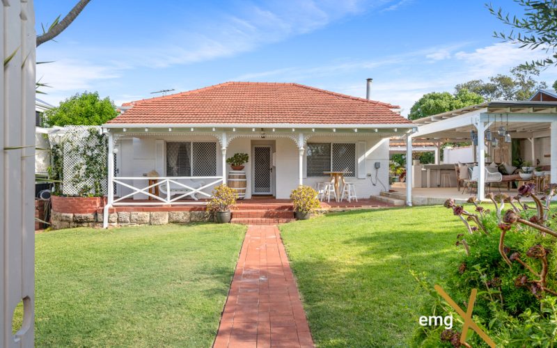 PRIME LOCATION - CORNER OF BIRDWOOD & MONEY ROAD