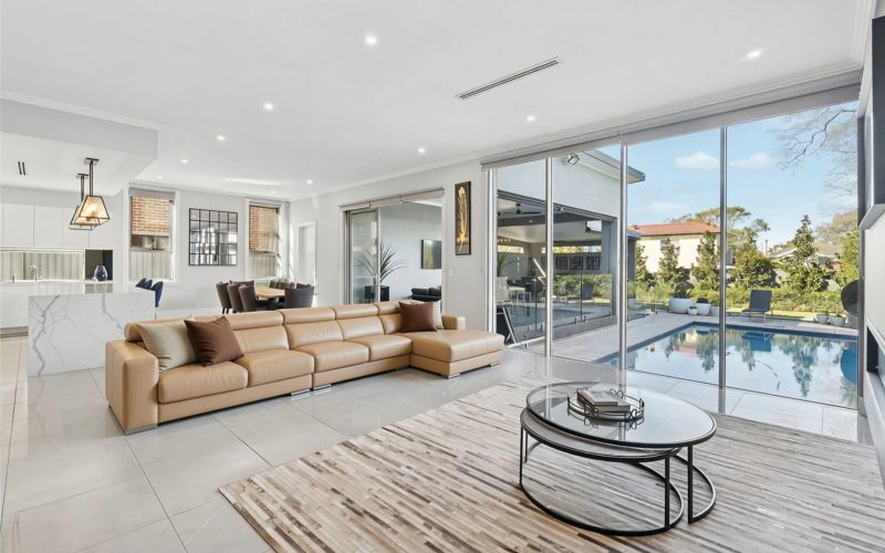 Contemporary Family Oasis with Luxurious Poolside Living