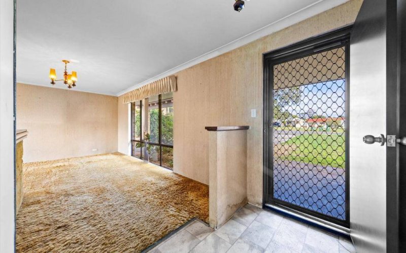 4 Hodgson Place, Kardinya