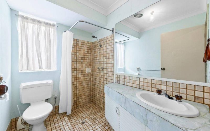 4 Hodgson Place, Kardinya