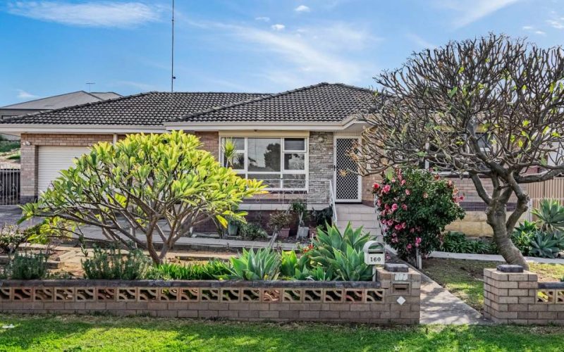 160 Clontarf Road,
