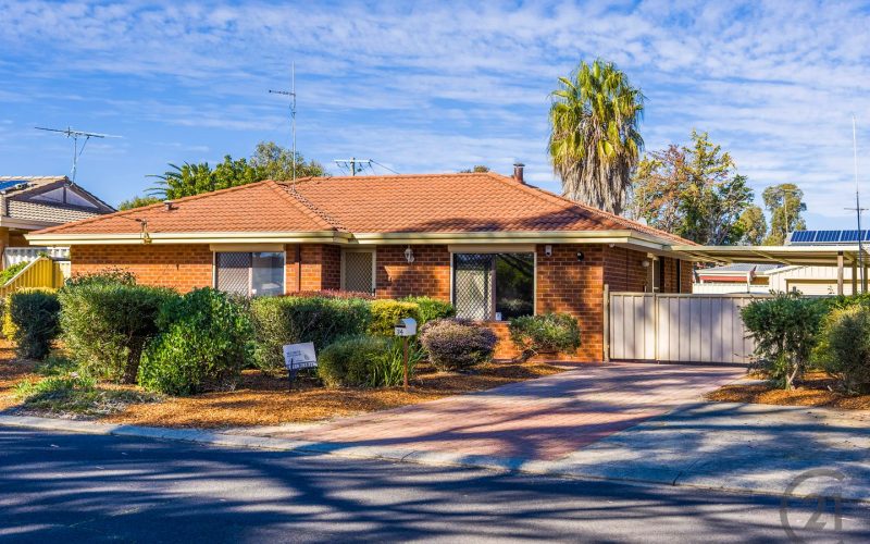 Neat As a Pin â Beautifully Renovated and Ready for You!
