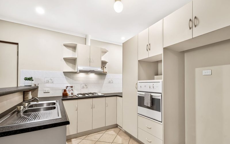 Claim your Coastal Proximity with Style in Seaton