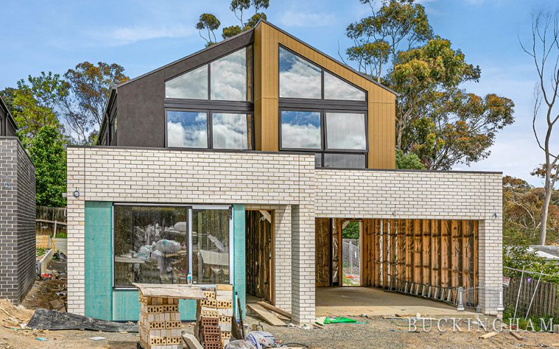 11 Doon Court, BRIAR HILL VIC 3088