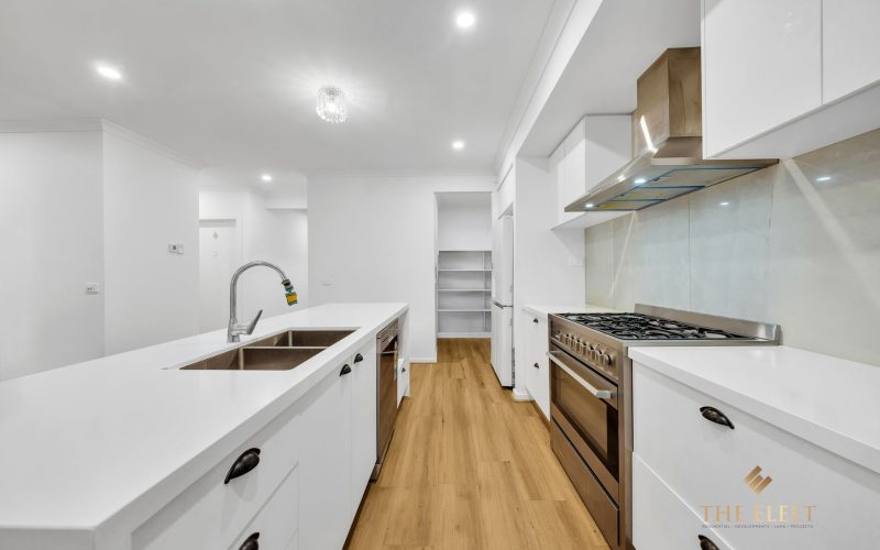 51 Bodnat Street