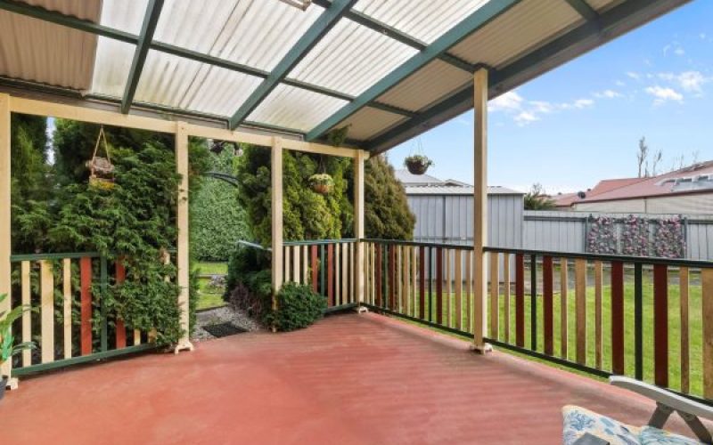 Appealing Family Home Close to Schools and Services
