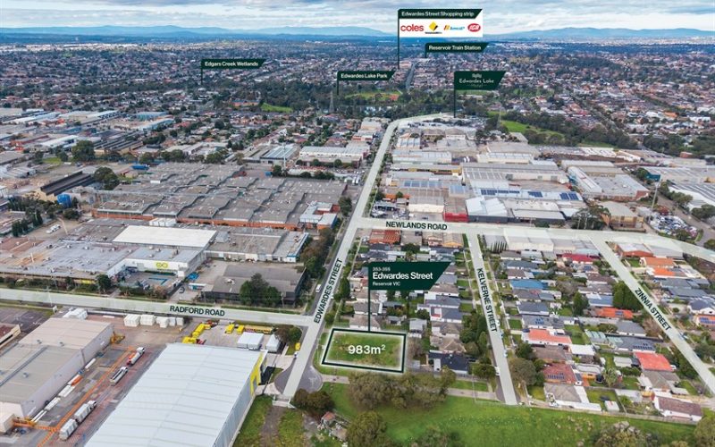 PRIME RESIDENTIAL LANDHOLDING WITH PLANNING APPROVAL FOR 5 TOWNHOUSES