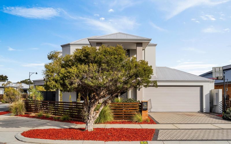 56 Barrington Avenue, Champion Lakes