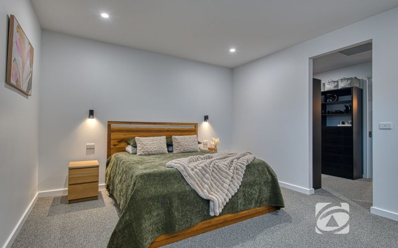 24 Oakrind Rise, Officer VIC 3809