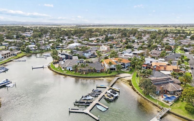 4 Ibis Court, Patterson Lakes
