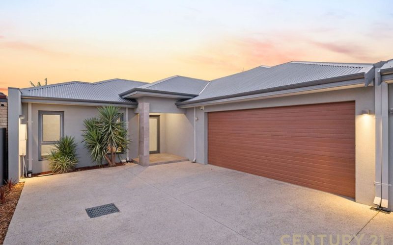 The Full Package!! - Custom Designed 3 Bedroom, 3 Bathroom Home!!