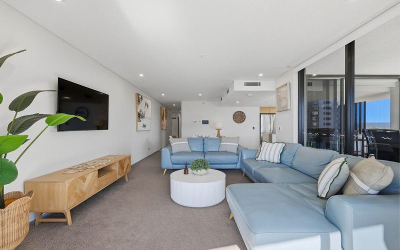 North-East Beachfront Luxury in Ambience - Ready to Move In!!