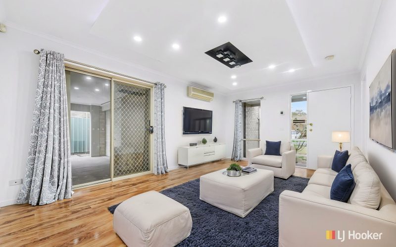 35 Bateman Grove, Hampton Park