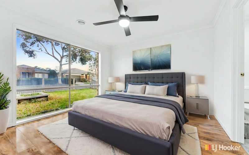 35 Bateman Grove, Hampton Park