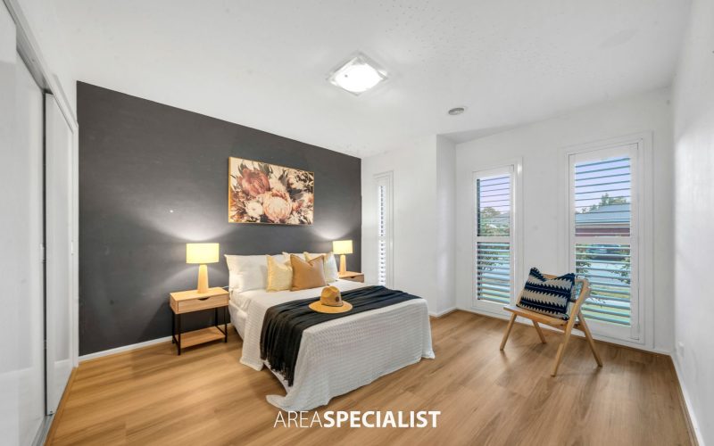 22 Yammerbook Way, Cranbourne East VIC 3977