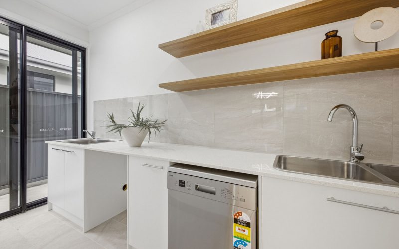 25 and 27 Tenya Road,