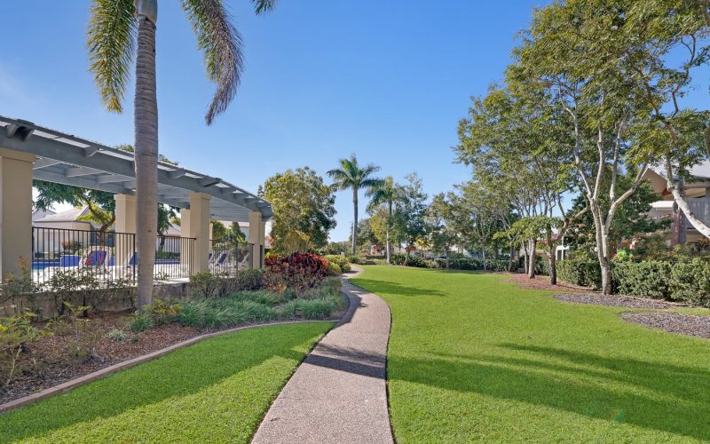 2056/1 The Vistas Drive