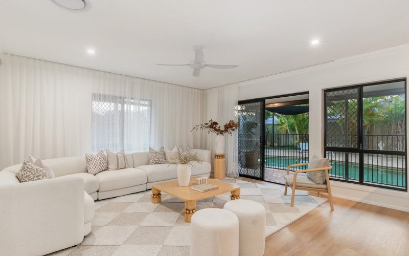 87 Honeyeater Drive