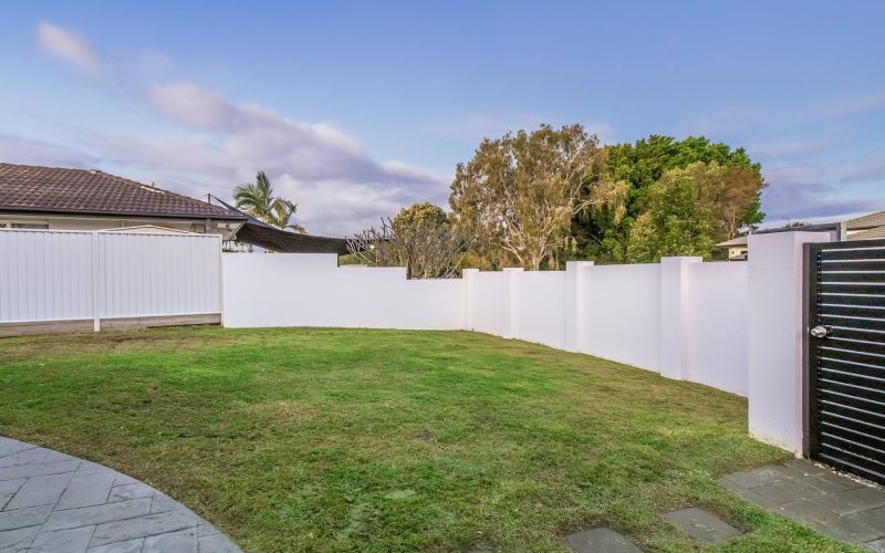 87 Honeyeater Drive