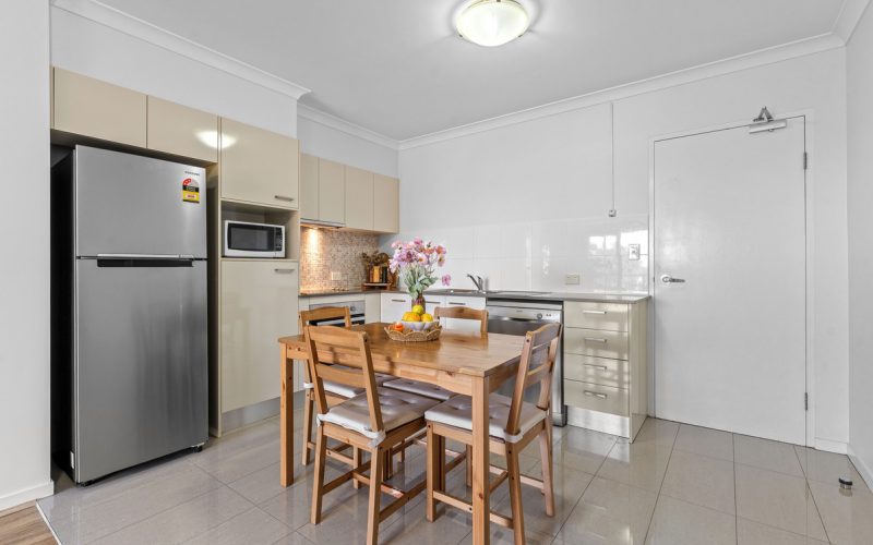 4 / 12 Hedges Street, Sherwood QLD 4075