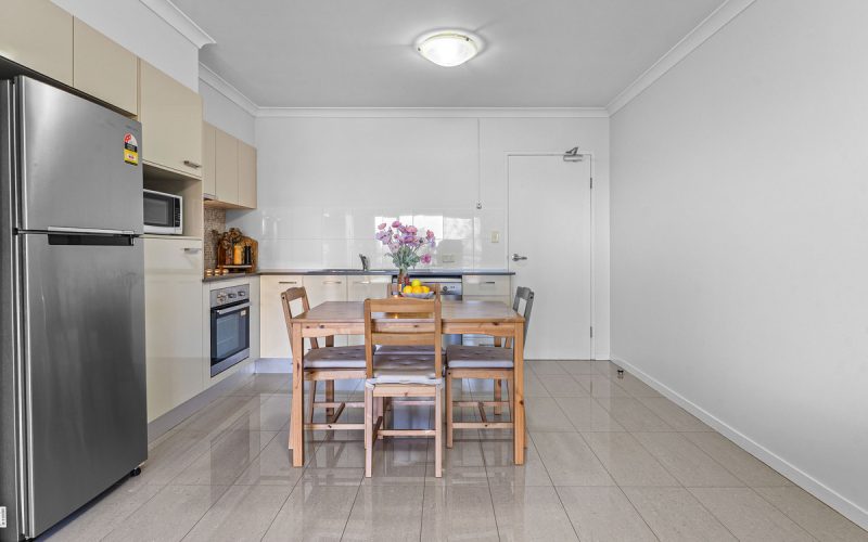 4 / 12 Hedges Street, Sherwood QLD 4075