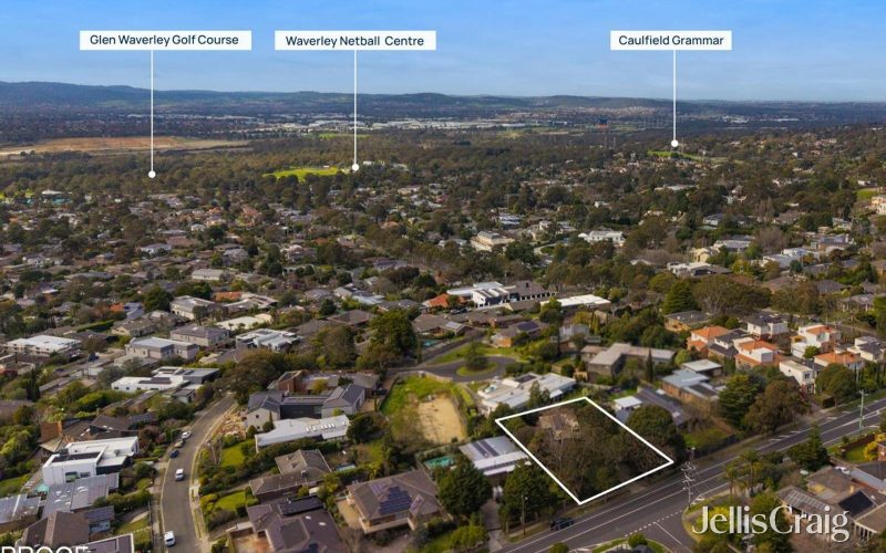 342 Gallaghers Road, Glen Waverley