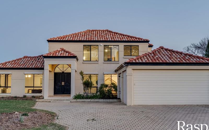 16 Provincial Mews, Bibra Lake