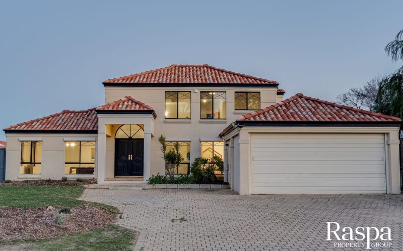 16 Provincial Mews, Bibra Lake