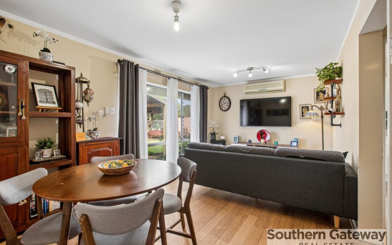 99 Sulphur Road, ORELIA WA 6167