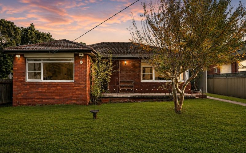 1 Harris Road, Constitution Hill guide NSW 2145
