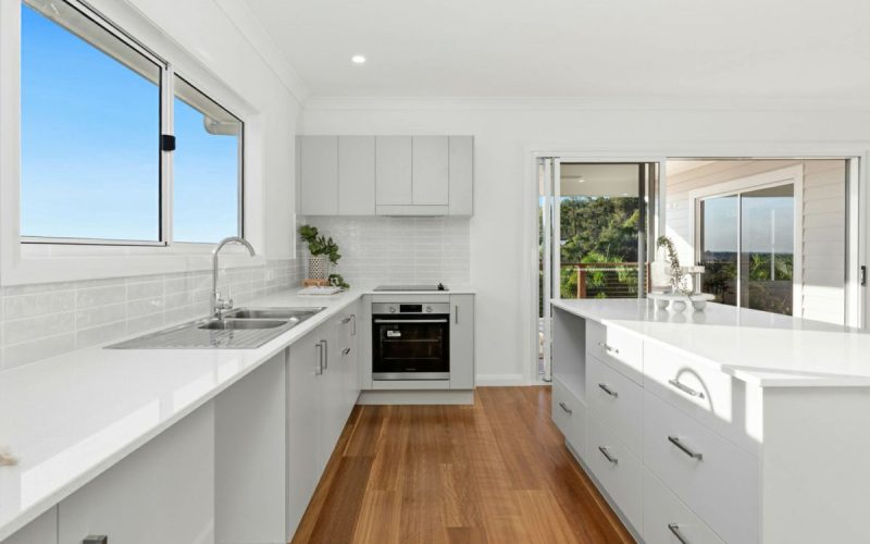 33 Forbes Avenue, Frenchville QLD 4701